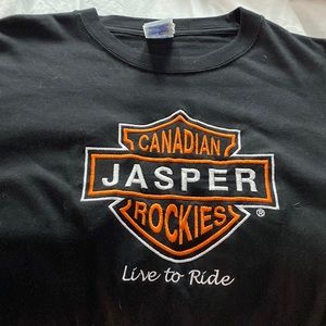 Men’s t black t shirt